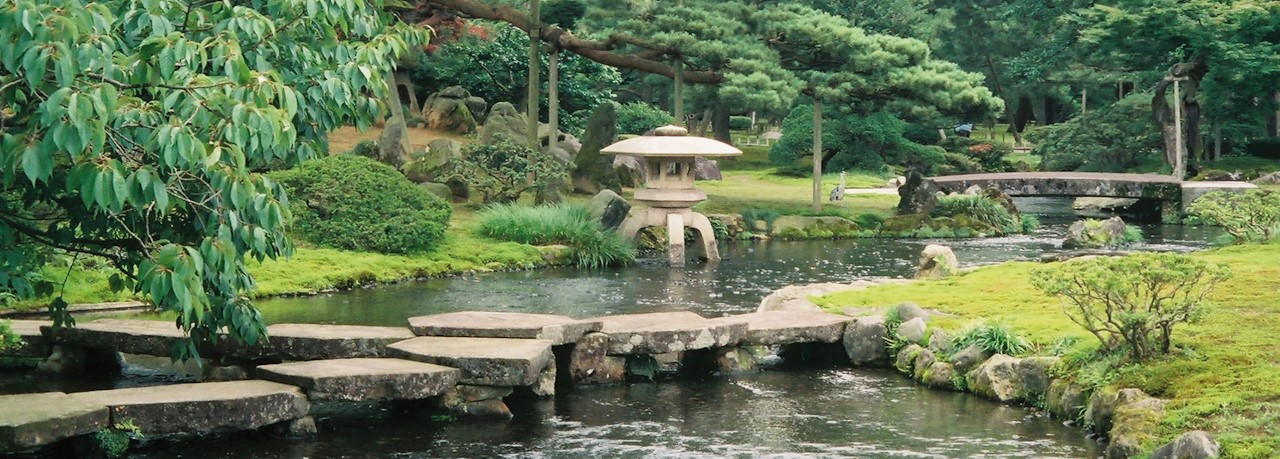 Wonderbaarlijk Zo creëer je een Japanse tuin waar je helemaal zen van wordt QW-29